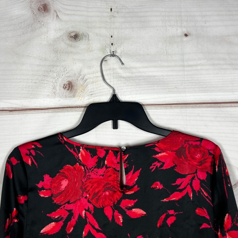Talbots Floral Blouse Womens Small Black Red Rose Satin Long Sleeve Keyhole Neck - Picture 9 of 9